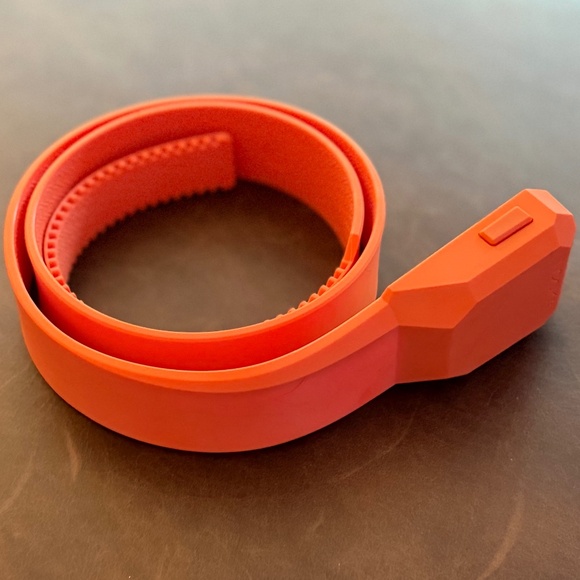 NWT | Nooka | 30.5" to 36.5" | Strip Belt - Picture 7 of 16